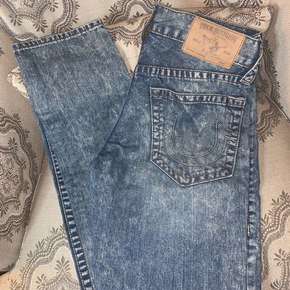 True Religion Jeans
Size: 30
Skinny Fit
Red EarthWorm Orange
Light Stonewashed